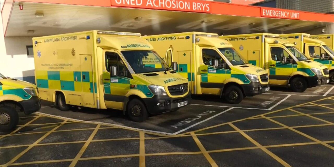 Welsh Ambulance Service strike suspended after pay offer