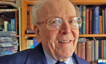 Prof Douglas Chamberlain