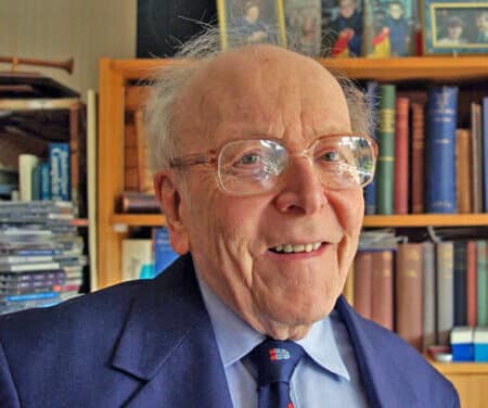 Prof Douglas Chamberlain